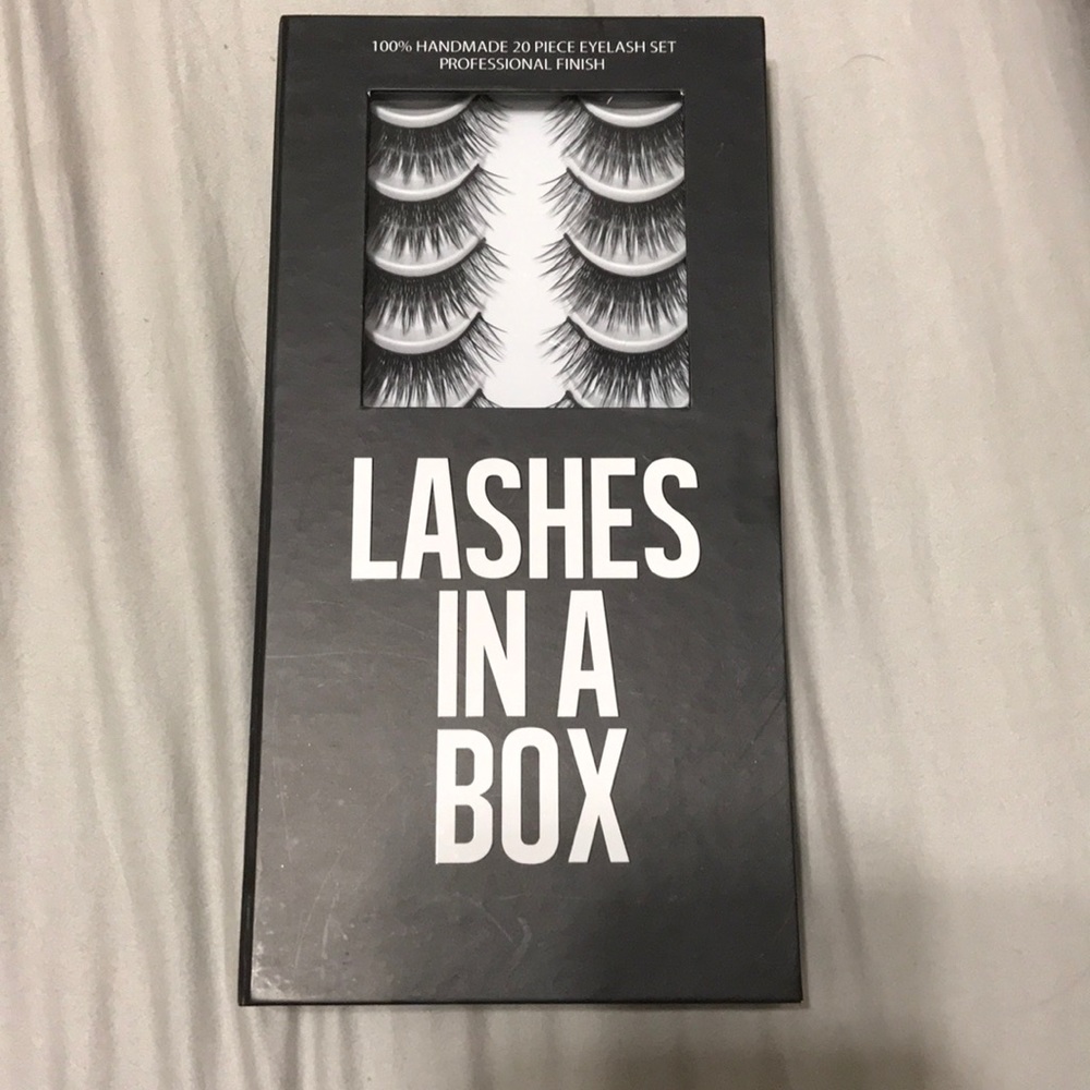 Lashes in a box style #13